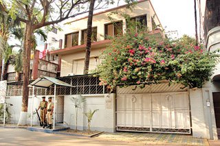 হাওয়া ভবনের ৭ প্রভাবশালী কে কোথায়?