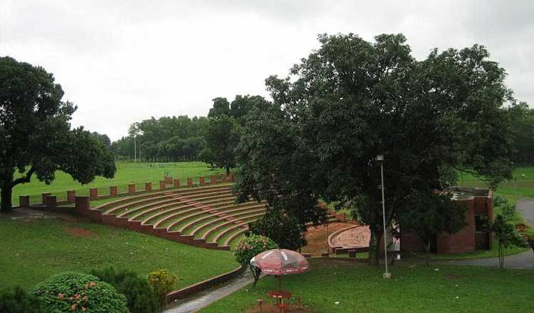 Смотреть Наташа трахается онлайн Қызғылт сары фонда темір оргазмы